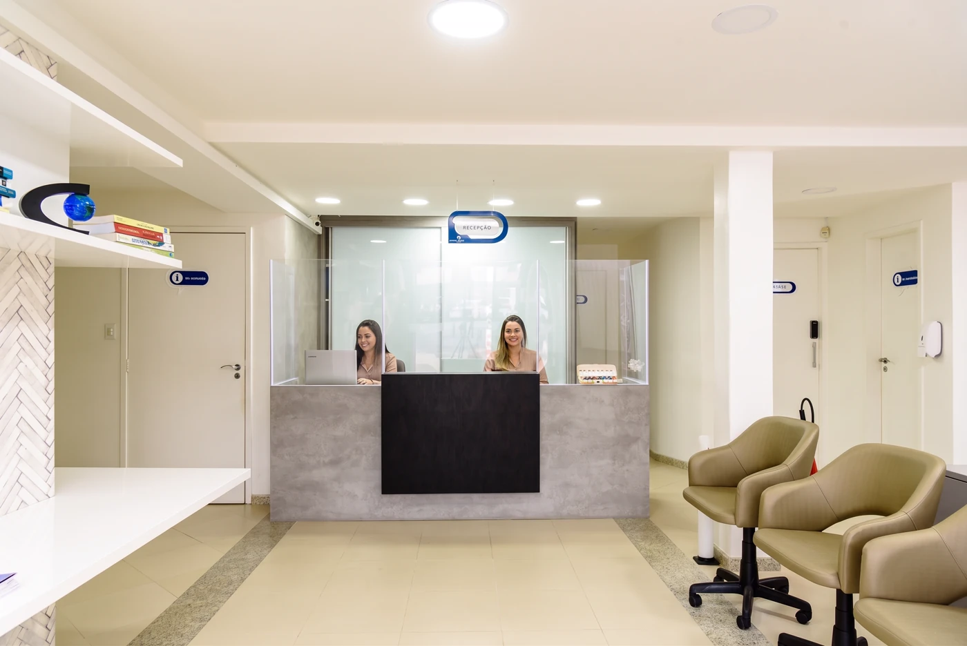 Recepção da unidade Luzia do Portal Coworking